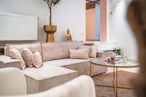 Smart-tv en een open haard