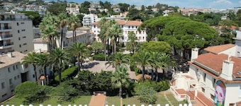 ํธ์คํ
์ฐํ ๋ง๋ฆฌ์