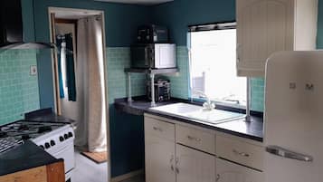 Kabin | Dapur pribadi | Lemari es, microwave, oven, dan kompor