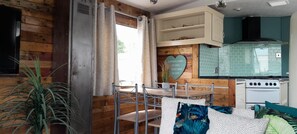 Cabin | Private kitchen