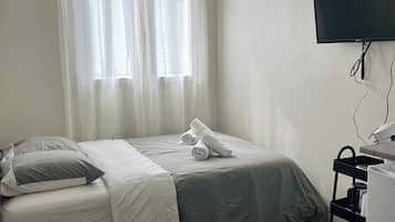 1 bedroom, iron/ironing board, WiFi, bed sheets
