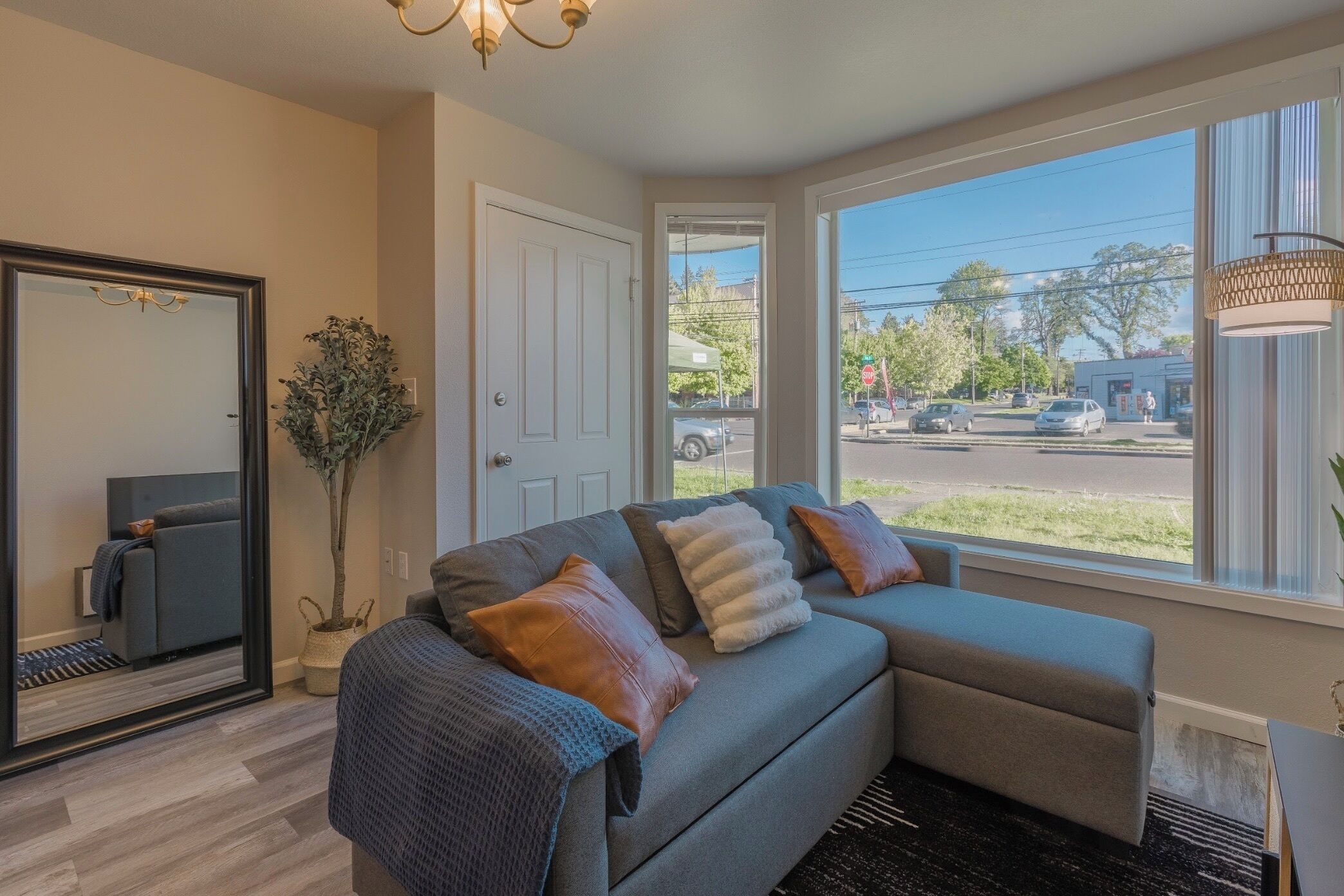 1BR Hidden Gem by Pacific U & Downtown FG: Walk Everywhere!