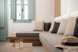 Premium Villa, City View | Living area | 32-inch flat-screen TV with cable channels