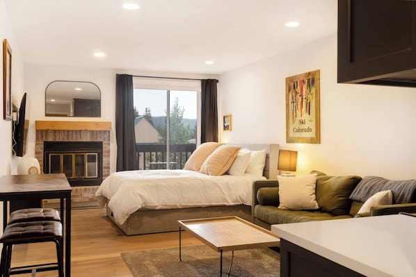 TV, fireplace - Updated Studio Condo near Main Street!! Garage Parking!! (Frisco)