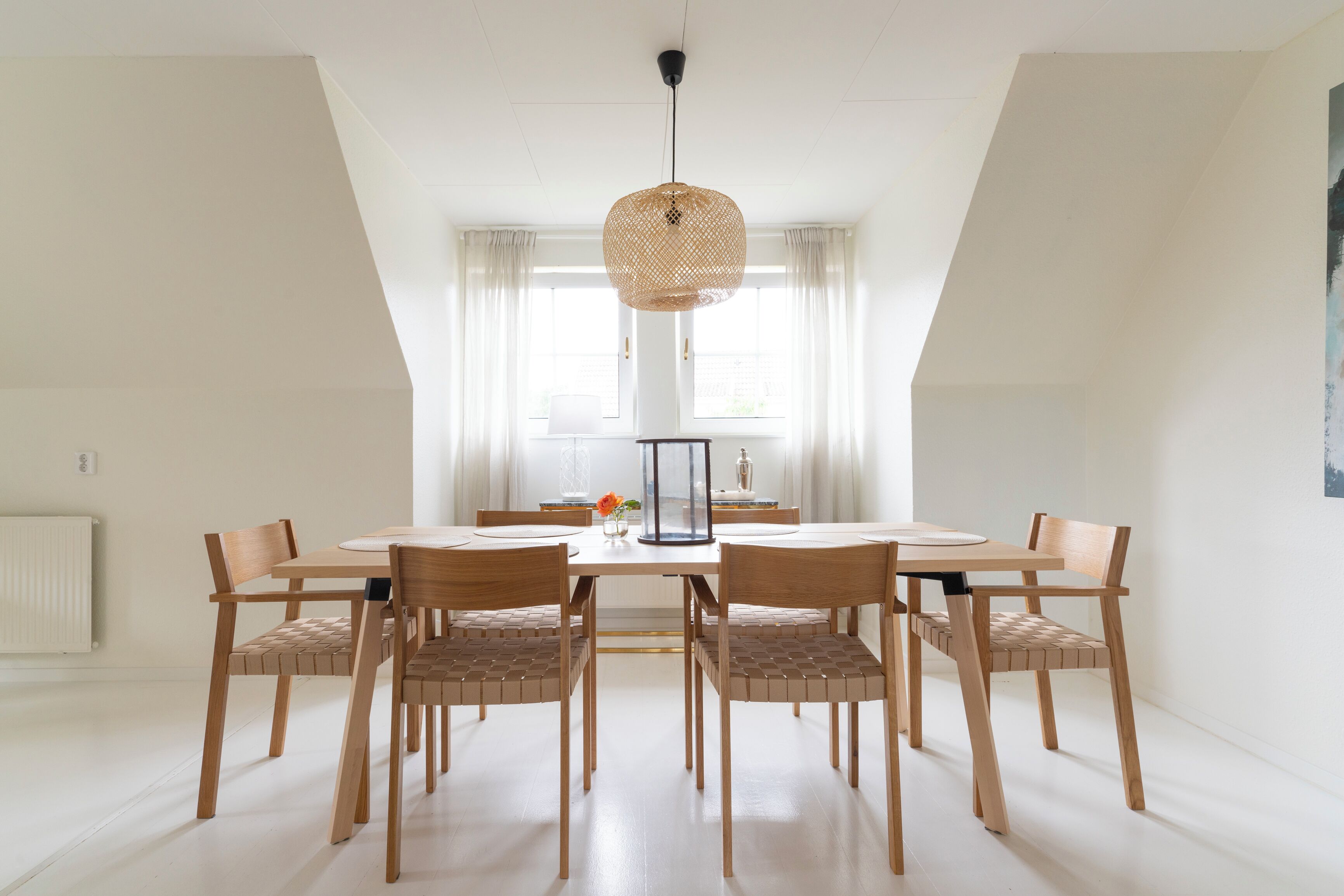 Apartment, 2 Bedrooms | Dining room