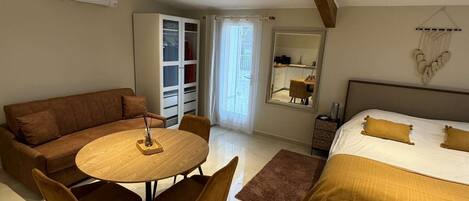 1 Schlafzimmer, Bügeleisen/Bügelbrett, WLAN, Bettwäsche