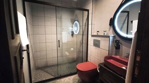 Comfort Condo | Bathroom