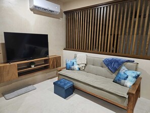 Executive Apartment | Living area - Elegant 1 Bedroom - 1 bathroom Apartment (Tulum)