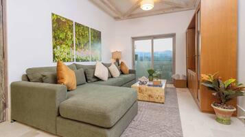 تلفزيون، مكتب