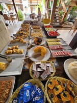 Comfort Triple Room | Coffee and/or coffee maker