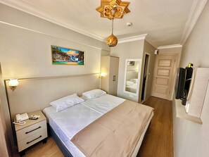 Phòng đôi tiện nghi đơn giản | Truy cập Internet không dây miễn phí 