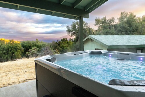 Vista Verde: Yosemite - Sleeps 12 - Game Room - Spa