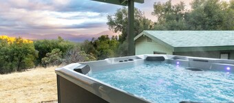 Vista Verde: Yosemite - Sleeps 12 - Game Room - Spa