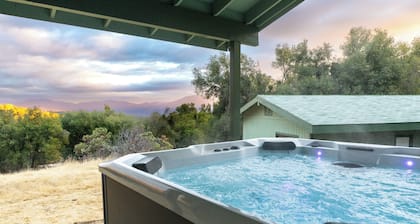 Vista Verde: Yosemite - Sleeps 12 - Game Room - Spa