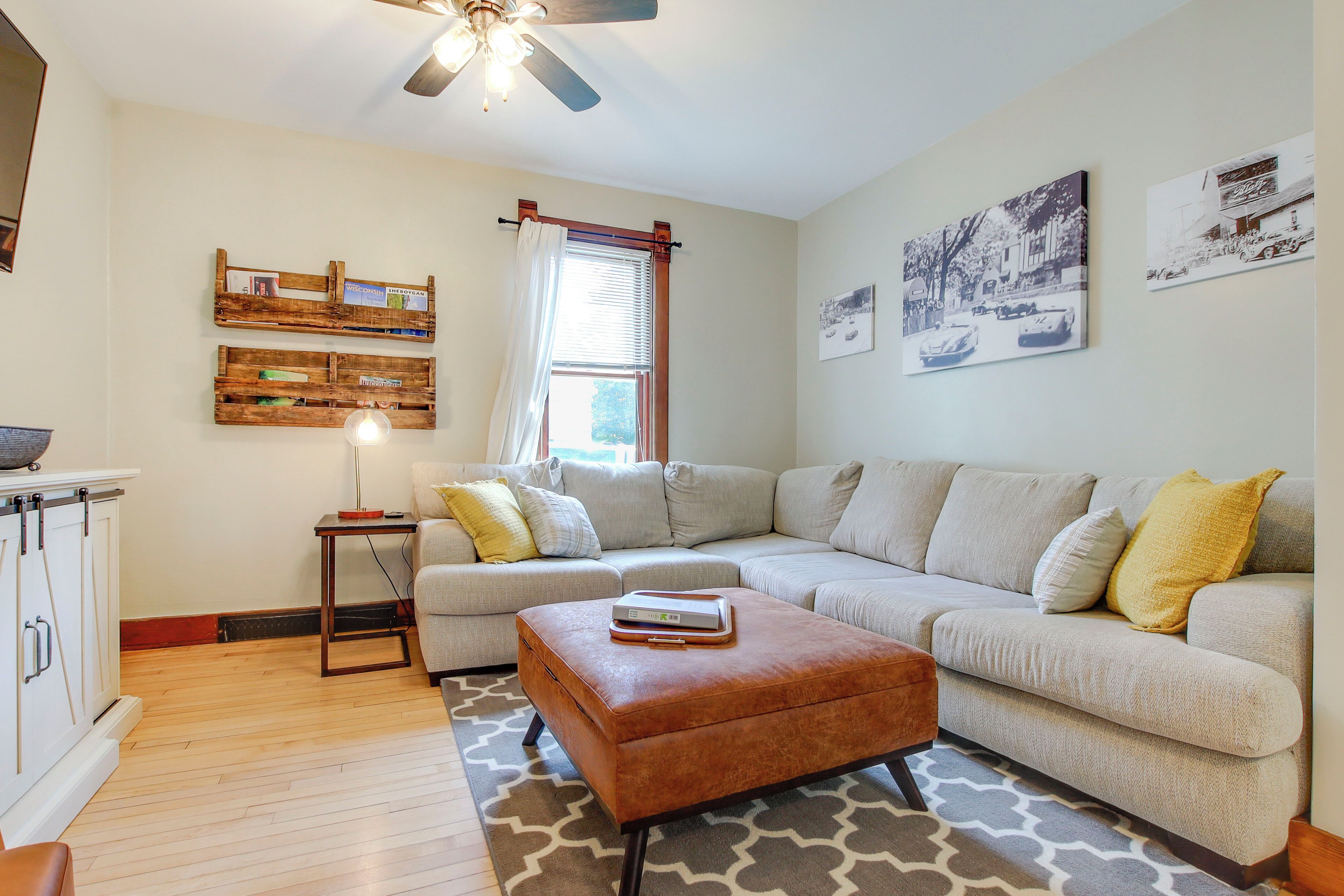 House (5 Bedrooms) | Interior