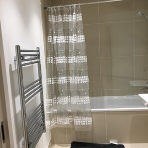 아파트 | 욕실 | 샤워 시설, 타월