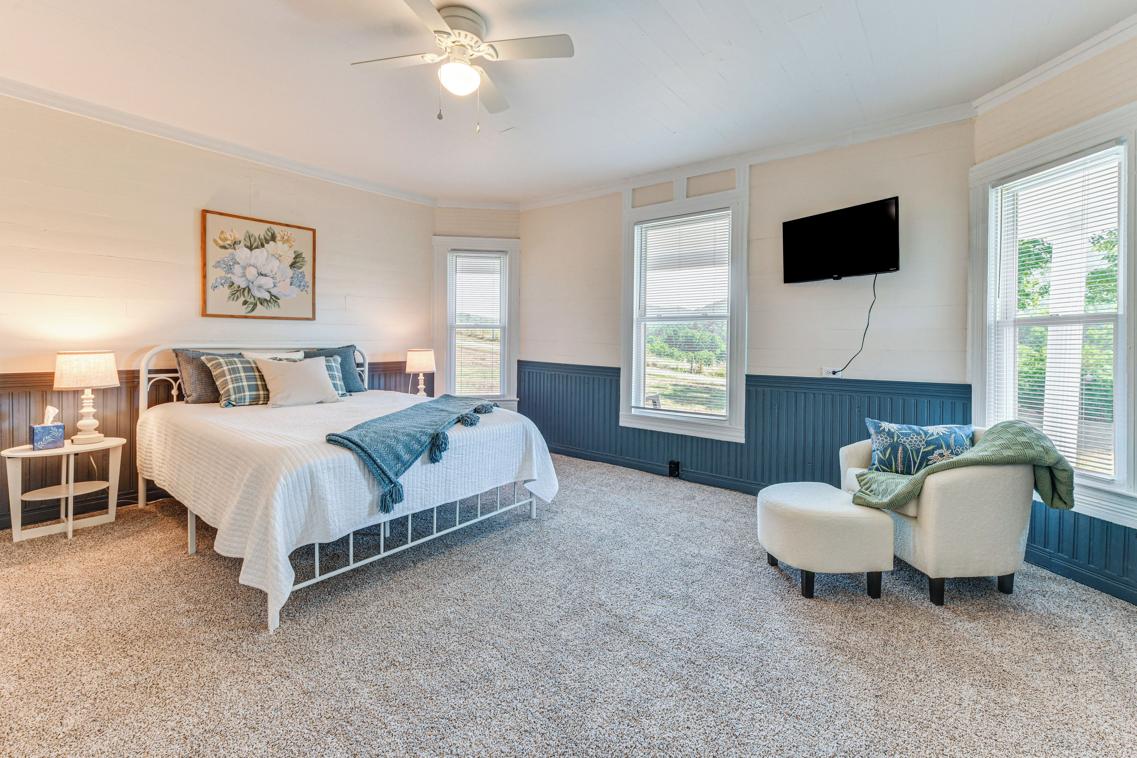 House (4 Bedrooms) | Interior