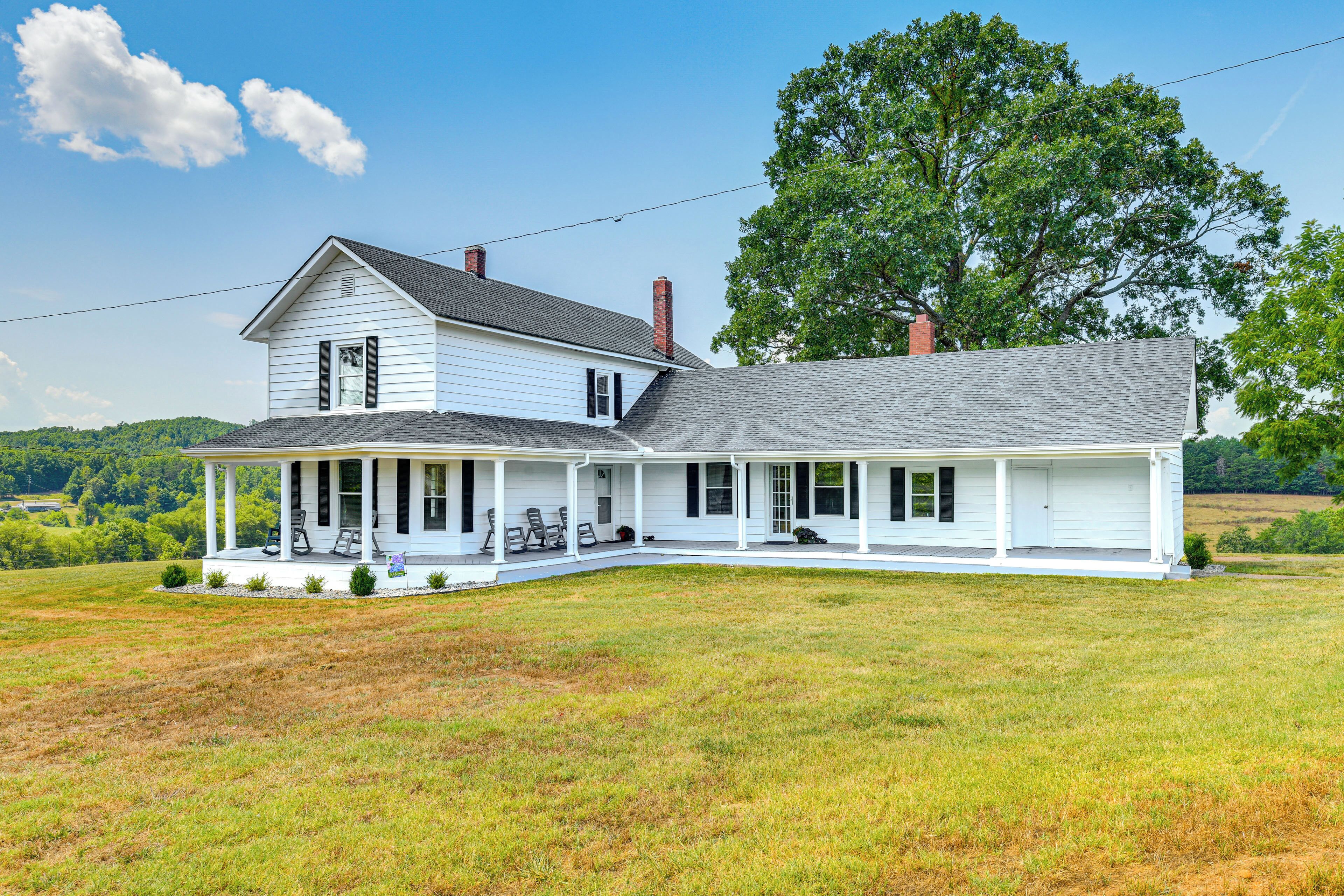 House (4 Bedrooms) | Front of property