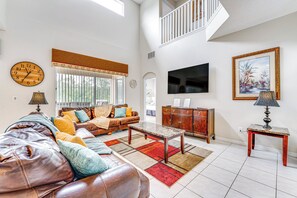 Interior - 6 Mi to Disney World: Spacious Kissimmee Retreat! (Kissimmee)