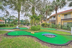 Interior - 6 Mi to Disney World: Spacious Kissimmee Retreat! (Kissimmee)