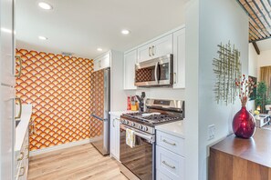 Apartment (2 Bedrooms) | Interior - Vibrant Palm Springs Condo w/ Resort-style Pools! (Palm Springs)