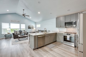 Casa (2 Bedrooms) | Interior