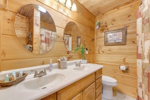 House (2 Bedrooms) | Interior - Cosby Cabin on 30 Acres: Watch Wildlife On-site! (Cosby)