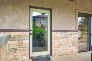 Apartment (1 Bedroom) | Interior - Condo w/ Balcony, 4 Mi to Downtown Pagosa Springs! (Pagosa Springs)