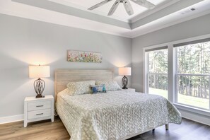 Interior - Lakefront Mccormick Retreat w/ Patio & Views (McCormick)