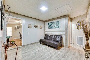 House (3 Bedrooms) | Interior - Single-story Brownsville Home ~ 2 Mi to Airport! (Brownsville)