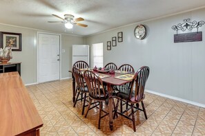 Hus (3 Bedrooms) | Innvendig