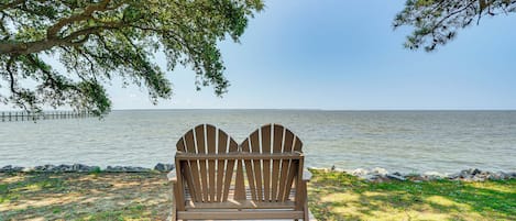 Apartment (3 Bedrooms) | Front of property