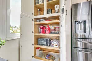 Interior - Waterfront Key Largo Oasis w/ Boat Dock & Swim Spa (Key Largo)