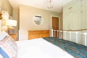 2 camere, ferro/asse da stiro, Wi-Fi, lenzuola