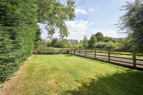 Host & Stay | Byre Cottage