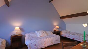 4 bedrooms, free WiFi