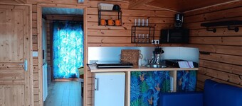 Unique stay on Jupiter, comfortable boat in Digoin