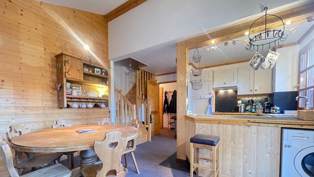 Dining - Charming village duplex, 6 pers, parking, ski locker (Notre-Dame-de-Bellecombe)
