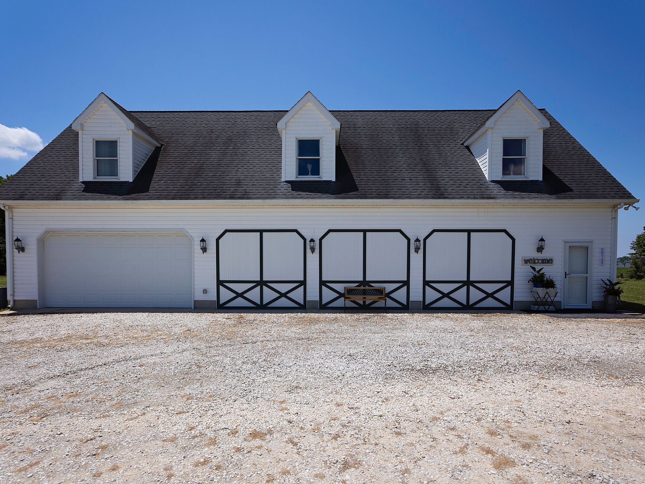 Minutes from Downtown Cambridge and Downtown Easton | 104+ Acre Farm