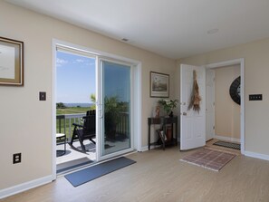 Interior - Minutes from Downtown Cambridge and Downtown Easton | 104+ Acre Farm (Trappe)