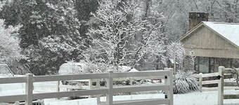 Cozy country farmhouse, 3 bedrooms, an office/bonus room, WiFi and AC. Pets OK.