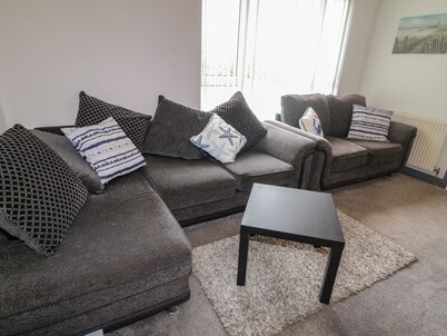 THE ISLAND'S VIEW, pet friendly in Gortahork, County Donegal