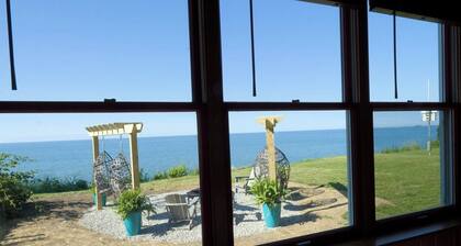 Luxury Lakefront Retreat: Panoramic Views, Game Room, Fire Pit Swings & More