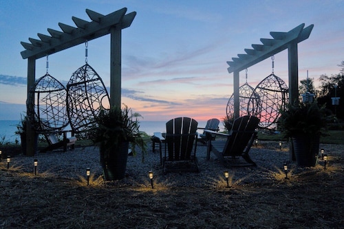 Luxury Lakefront Retreat: Panoramic Views, Game Room, Fire Pit Swings & More