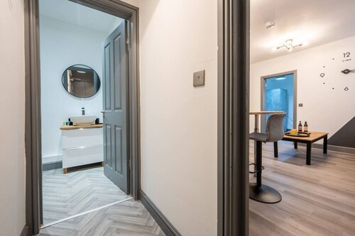 Stunning One Bedroom Apartments