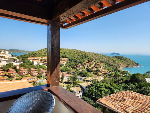 Superior Triple Room, Patio, Garden View | Hypo-allergenic bedding, minibar, in-room safe, individually decorated - Pousada Dreamland Buzios (Búzios)