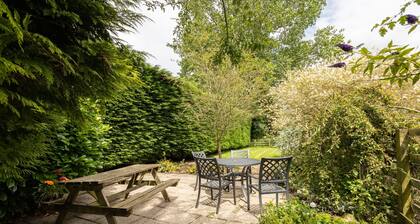 Host Stay Moorland Cottage