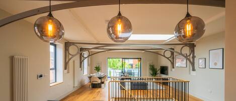 House | 2 bedrooms, desk, iron/ironing board, Internet