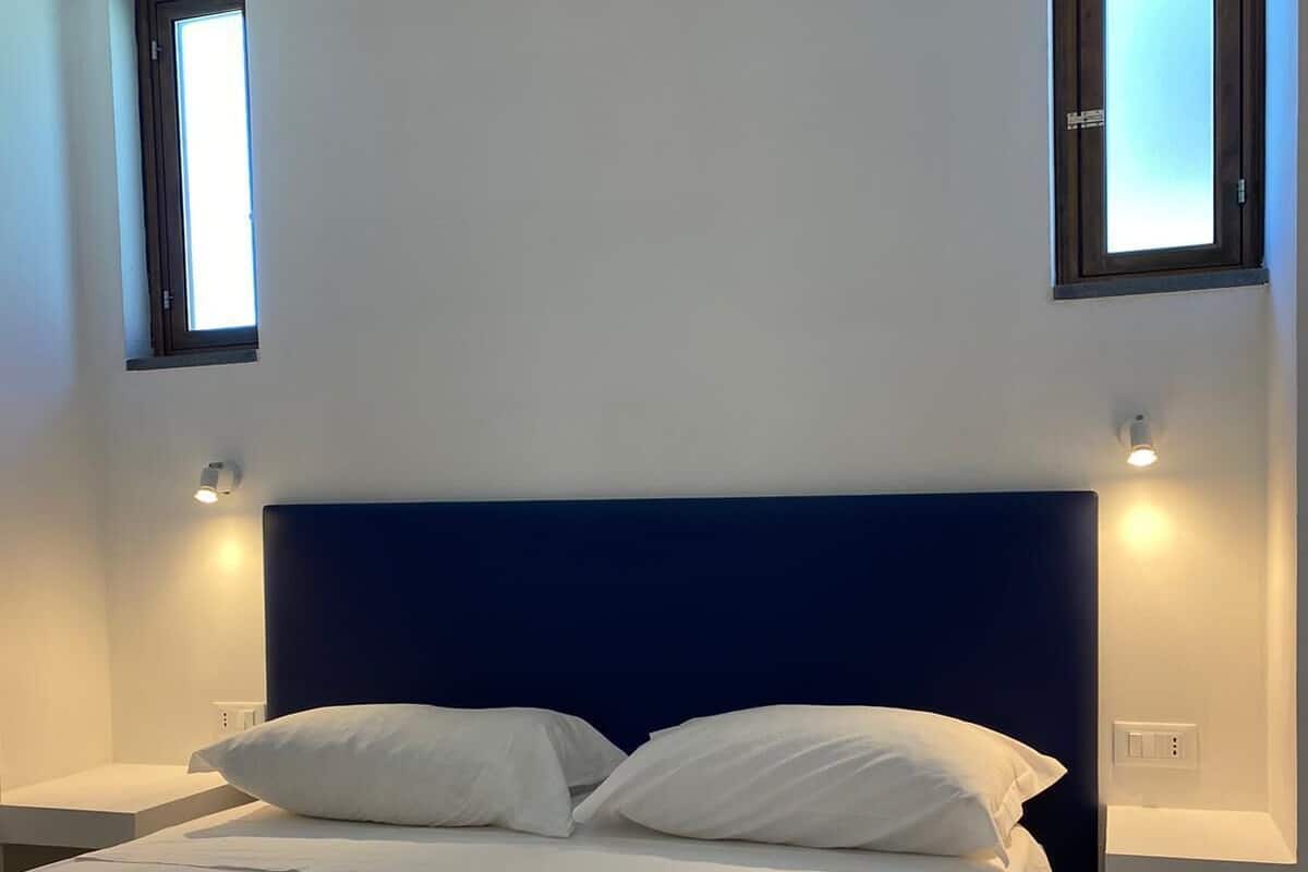 Comfort Double Room, Non Smoking, Mountain View | Premium bedding, pillowtop beds, minibar, desk