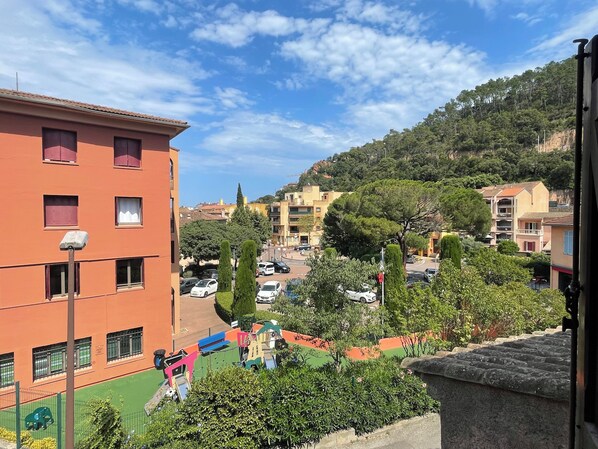 View from property - Maison Proche des Plages (Théoule-sur-Mer)